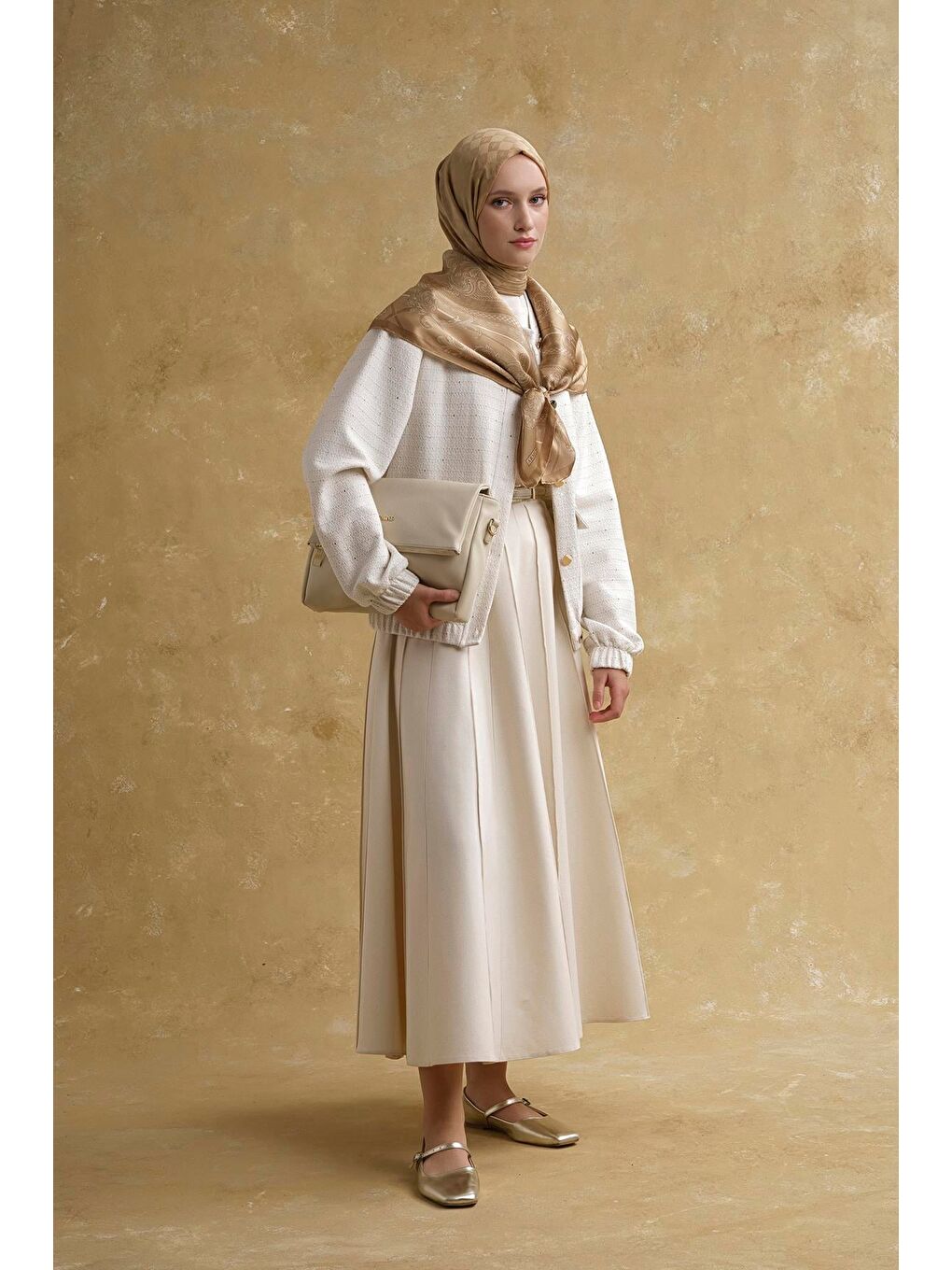 Sim Detaylı Bomber Ceket Beyaz-2