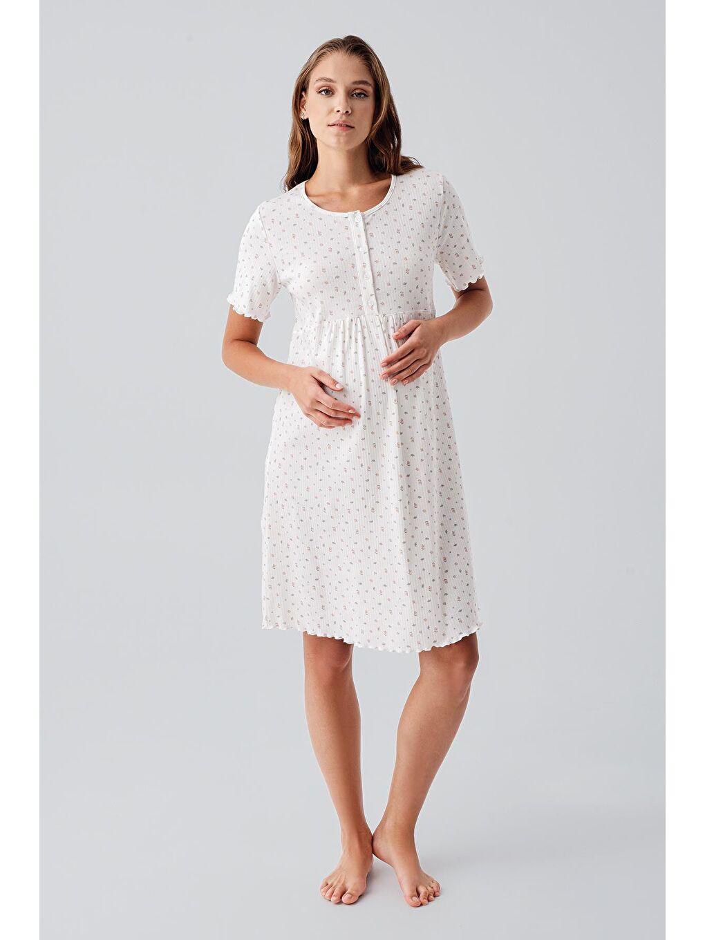 Renksiz Kısa Kollu Düğmeli Çiçek Desenli Esnek Pamuklu Hamile Gecelik 19106-1