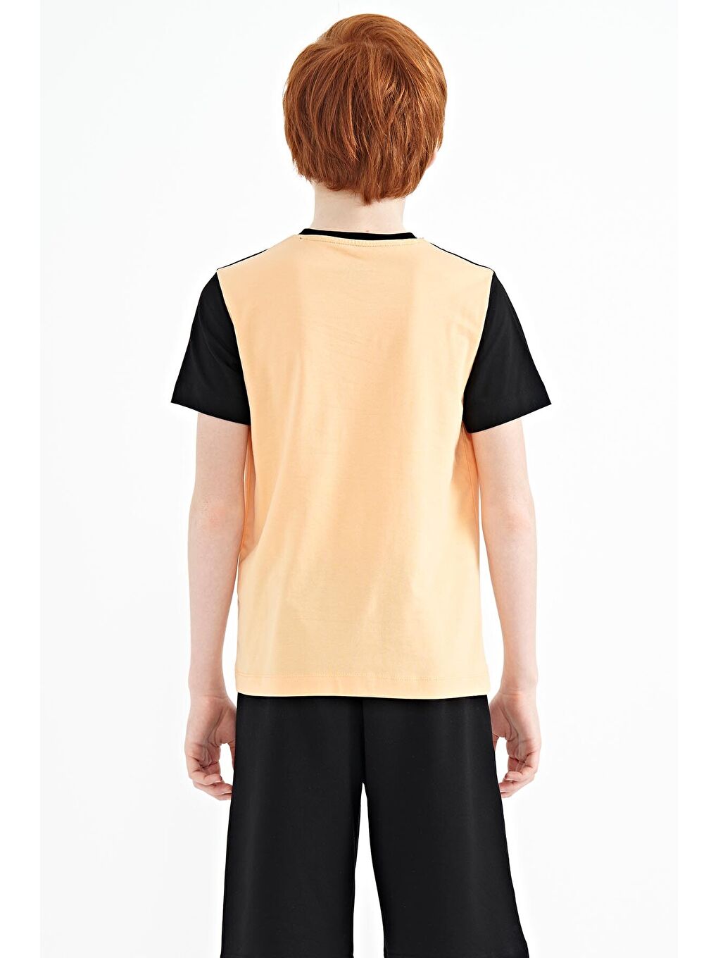 Turuncu Kavun Içi Yazı Baskılı Renk Bloklu Standart Kalıp O Yaka Erkek Çocuk Tişört - 11134-4