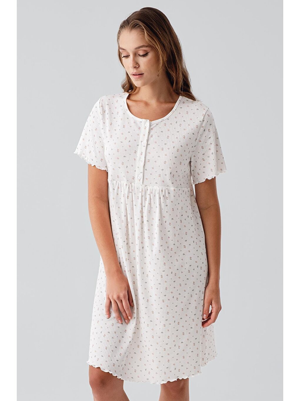 Renksiz Kısa Kollu Düğmeli Çiçek Desenli Esnek Pamuklu Hamile Gecelik 19106-6