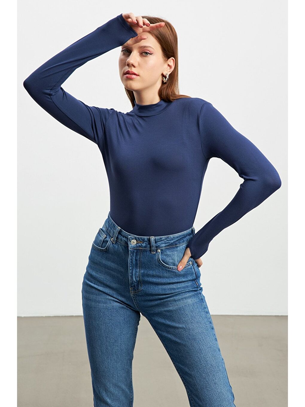 Kadın Lacivert Parmak Detay Body-1