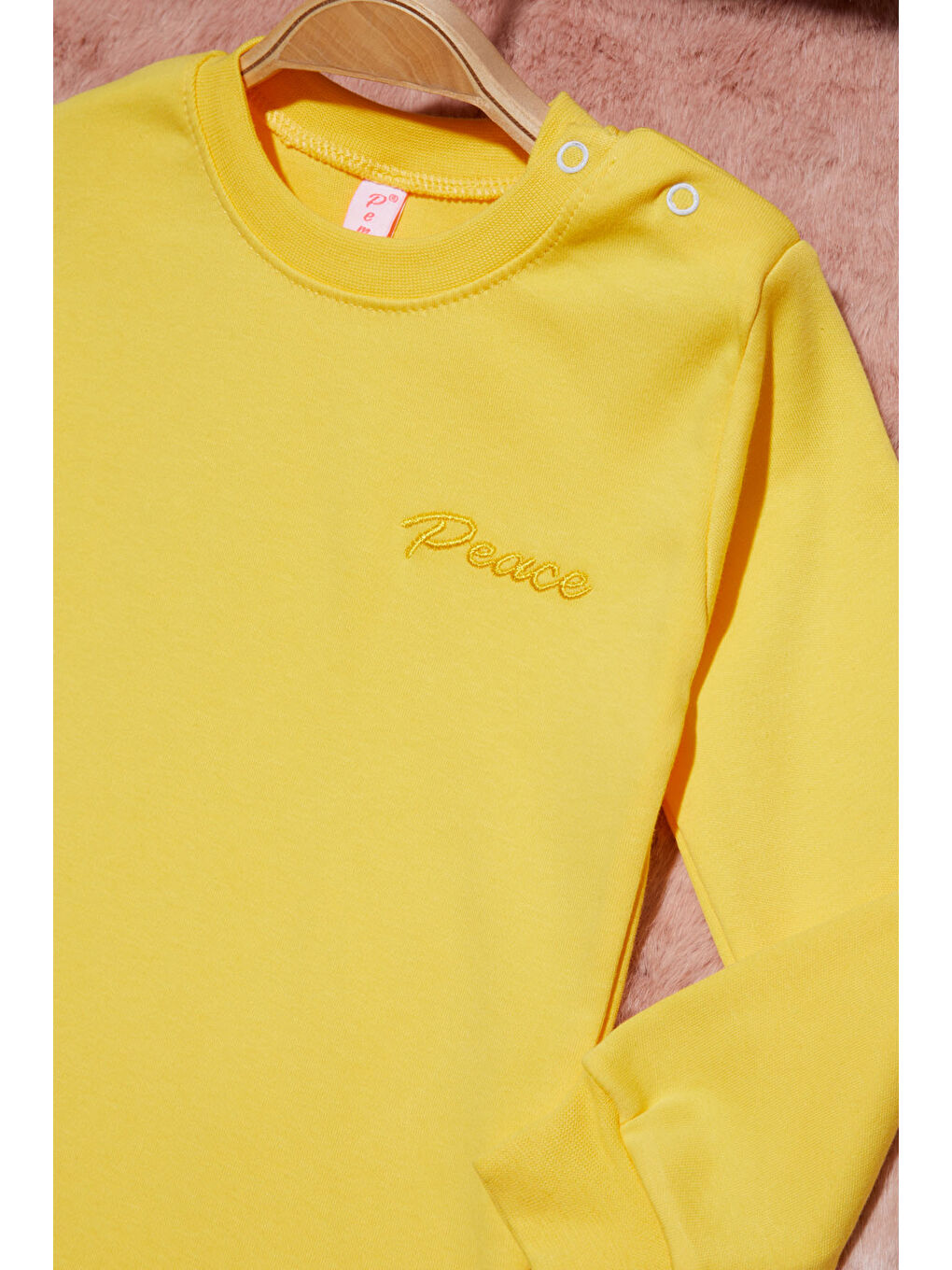 Pembe Life Kids Club Sarı Yazı Nakışlı Kız Çocuk Çıtçıtlı Sweatshirt 16415 - 1