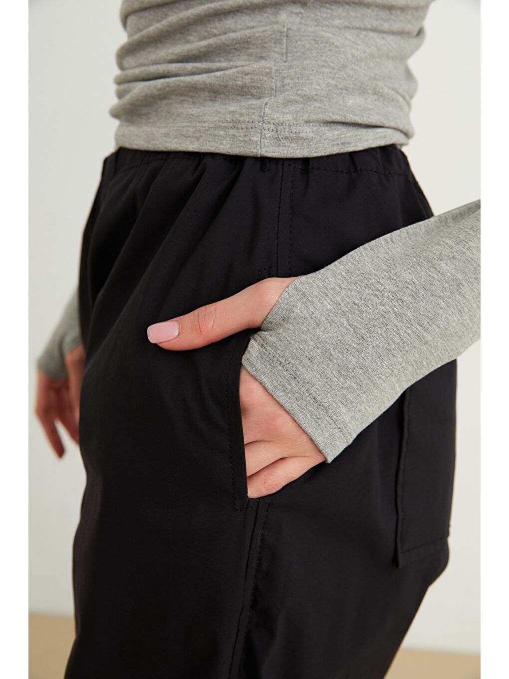 Kadın Açık Gri Parmak Detaylı Body-2