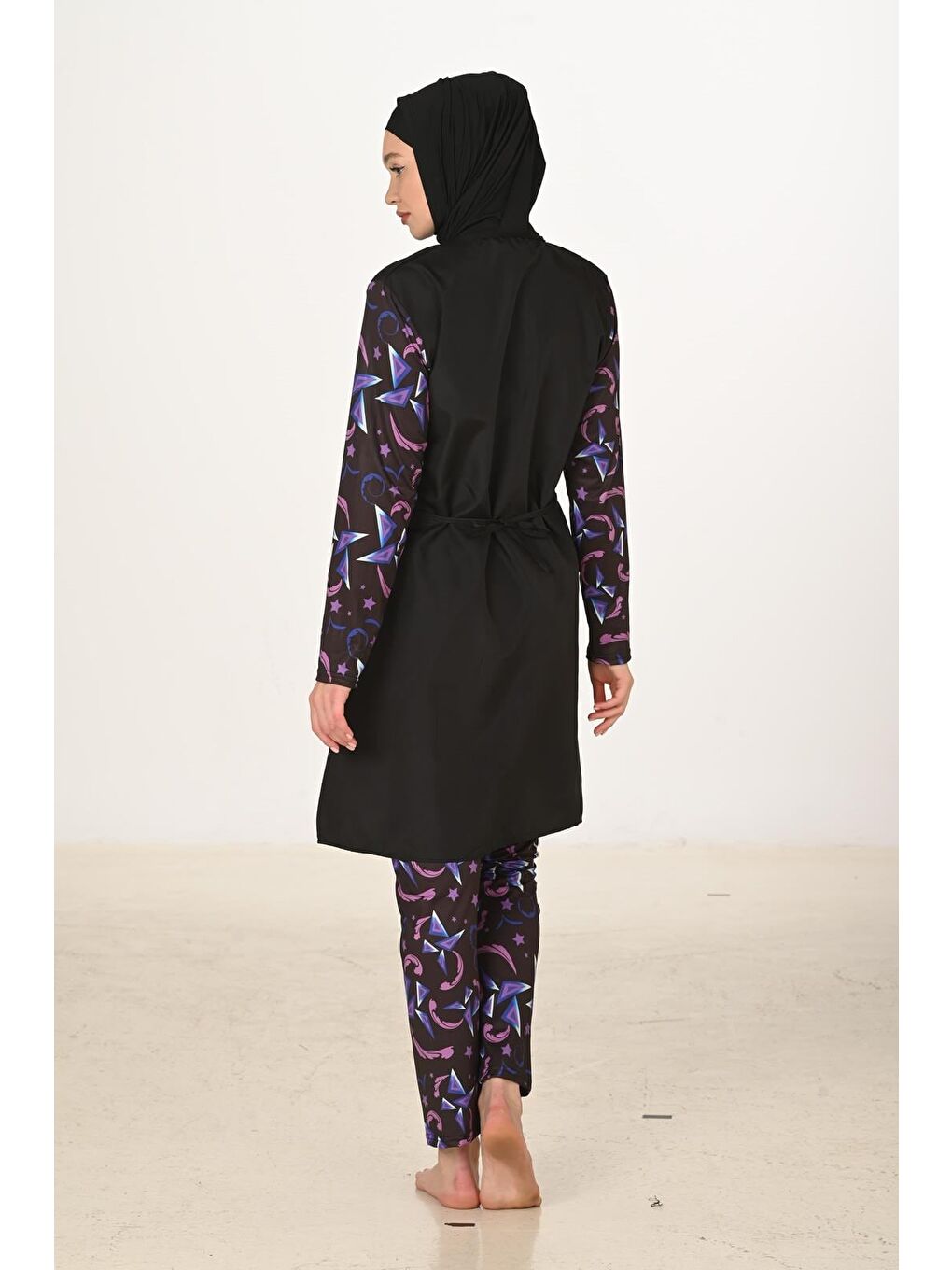 Siyah Tam Kapalı Desenli Paraşüt Kumaş Tesettür Mayo 3425-5