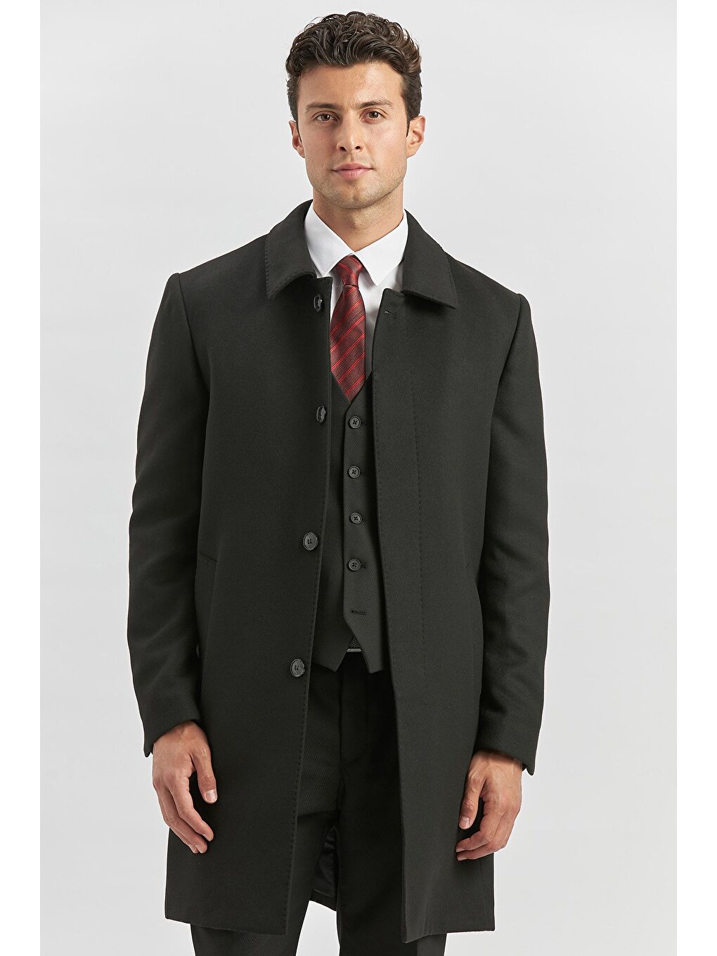 Siyah Kaşe Berberi Yaka Yırtmaçlı Kapitoneli Astar Comfort Fit Rahat Kesim Palto 1005245152