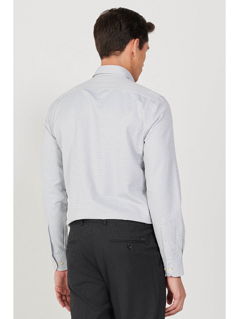 Erkek Gri Slim Fit Dar Kesim Düğmeli Yaka Armürlü Gömlek-5