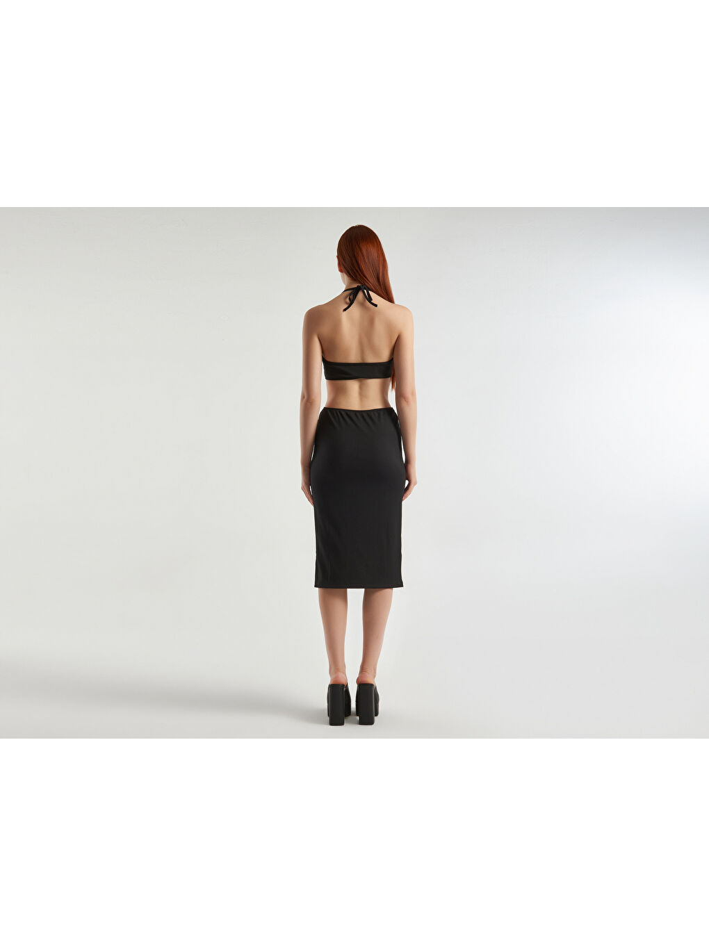 Kadın Siyah Ribanalı Halter Elbise-3