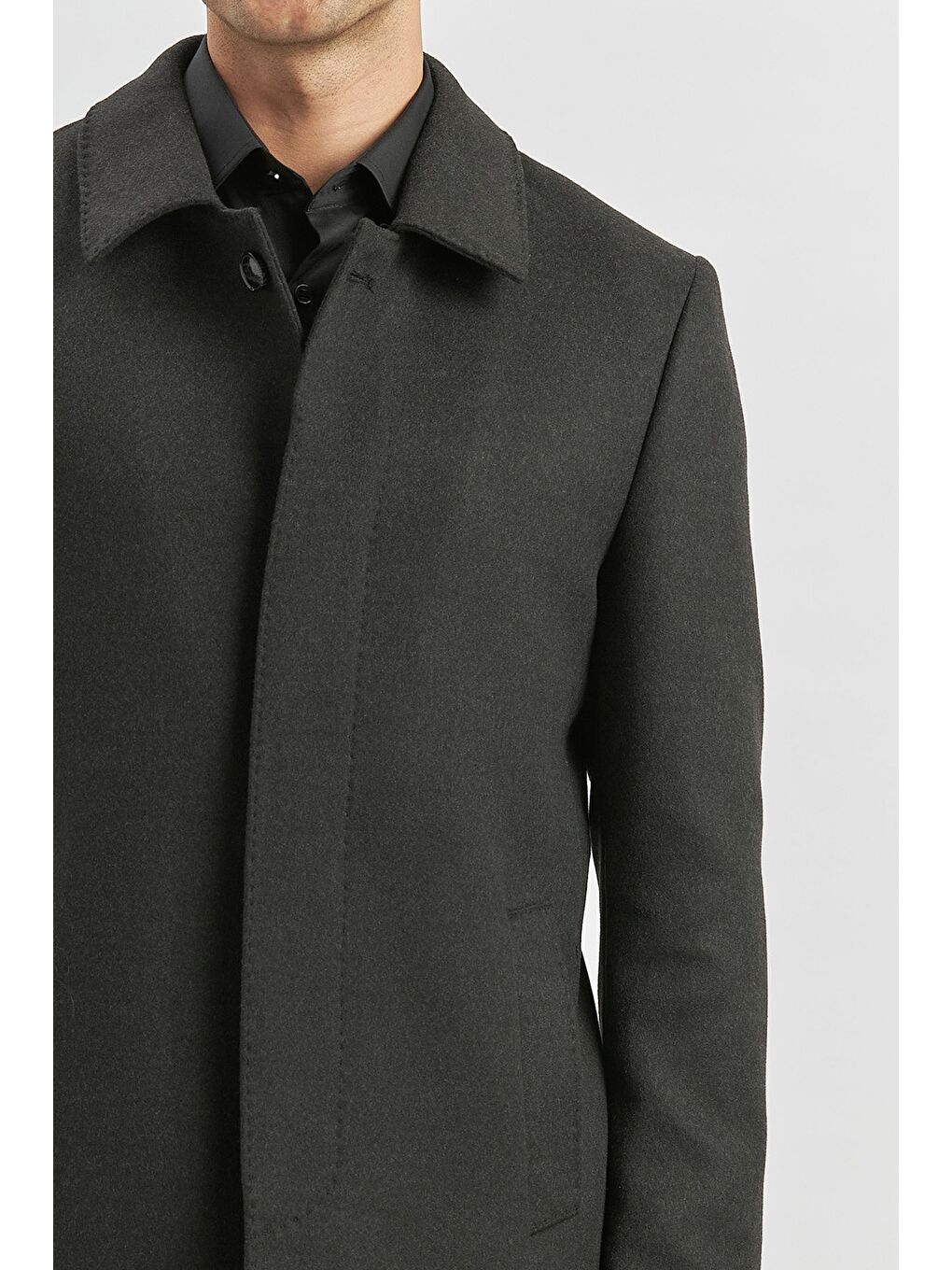 Koyu Antrasit Kaşe Berberi Yaka Yırtmaçlı Kapitoneli Astar Comfort Fit Rahat Kesim Palto 1005245152-1