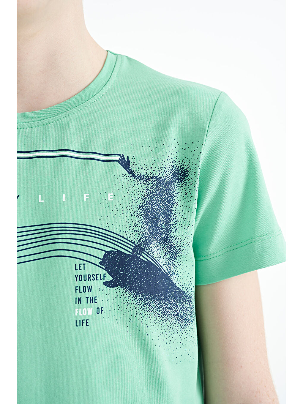 Turkuaz Su Yeşili Baskı Detaylı Standart Kalıp O Yaka Erkek Çocuk Tişört - 11133-2