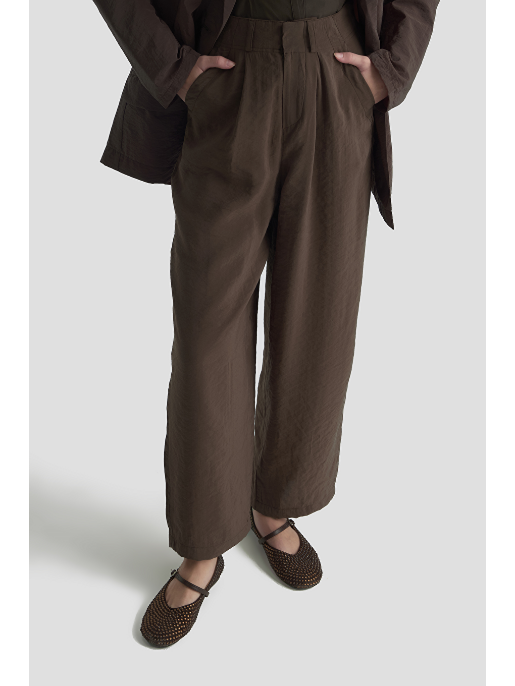 Beli Lastikli Pileli Pantolon Kahverengi-3