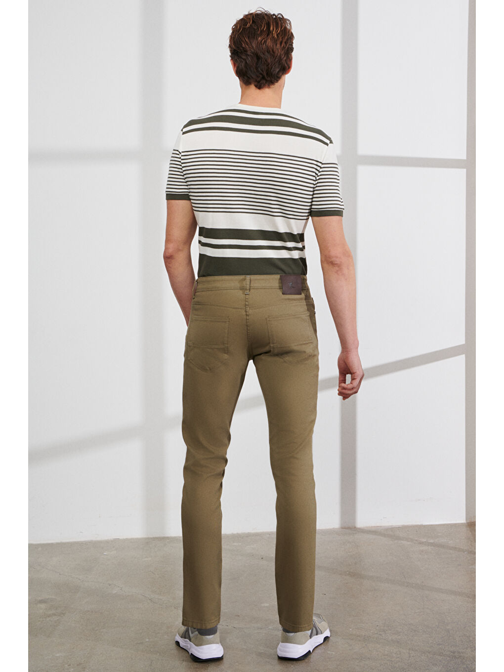 Erkek Yeşil Slim Fit Dar Kesim 5 Cep Armürlü Esnek Pantolon-3