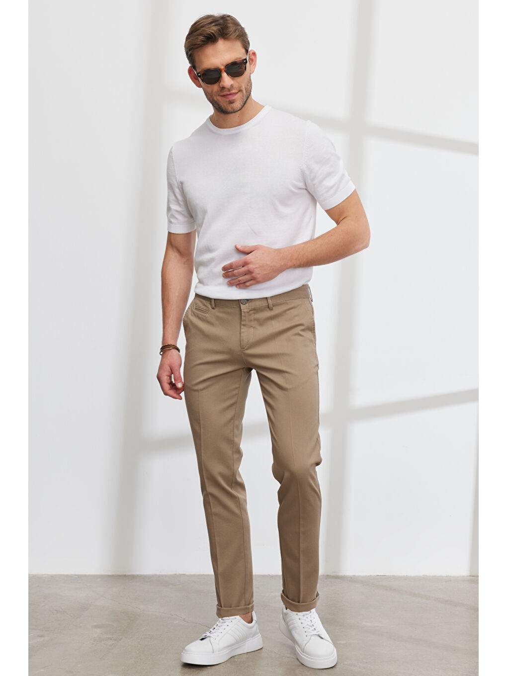 Erkek Bej Slim Fit Dar Kesim Yan Cepli Pamuklu Esnek Armürlü Pantolon-1
