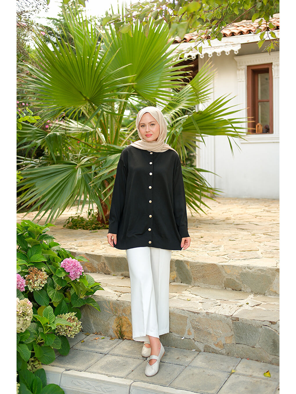 Kadın Ön Düğmeli Hırka Siyah-2