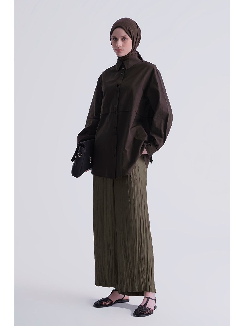 Kırışık Efektli Pantolon Yağ Yeşili