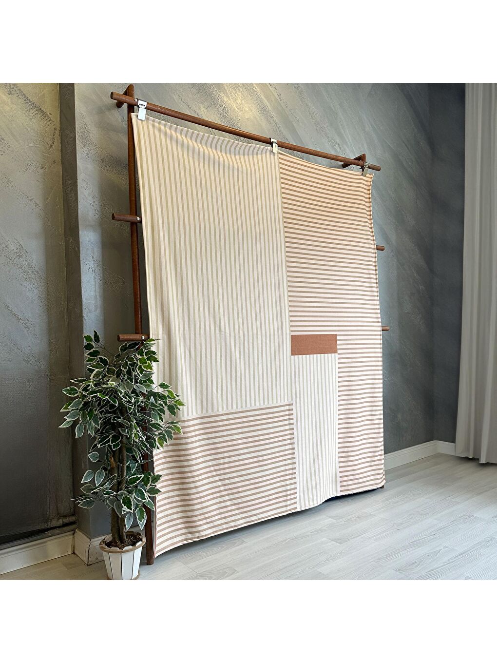 Baskılı Polar Gri Battaniye TV Battaniyesi Makinada Yıkanabilir Battaniye 80 x 100 cm-5