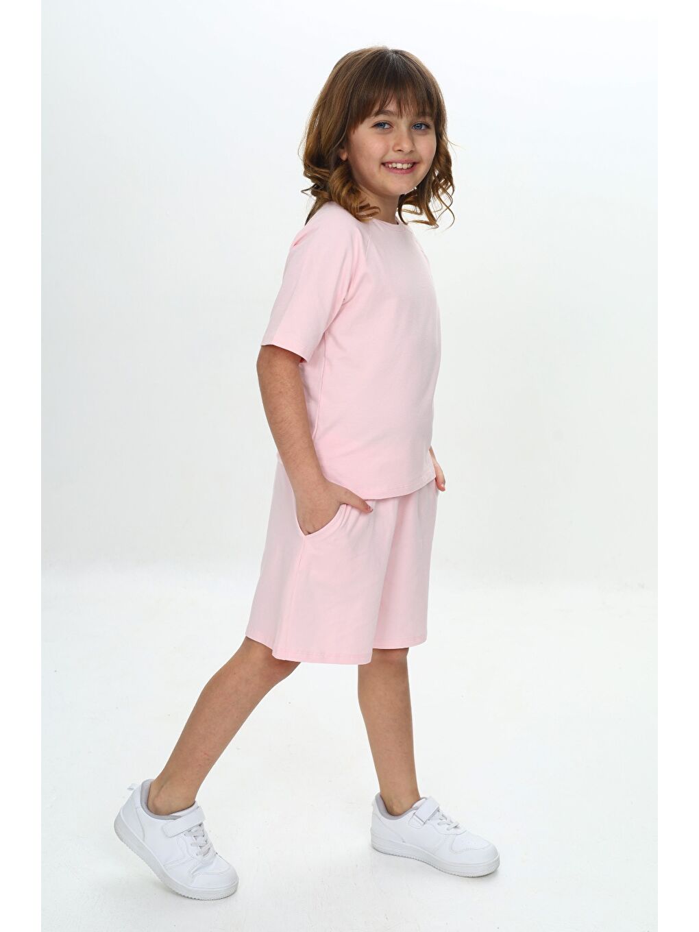 Pembe Kız Çocuk Göğsü Yazı Baskılı Şortlu Takım-1