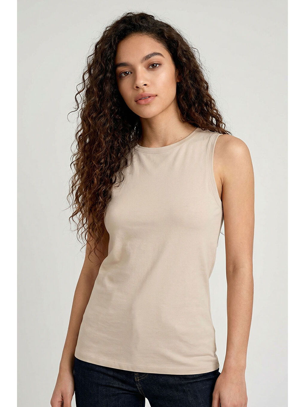 Bej Slim Fit Basic O Yaka Sıfır Kol Kadın Atlet - 97313