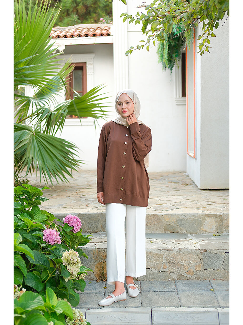 Kadın Ön Düğmeli Hırka Kahverengi-3