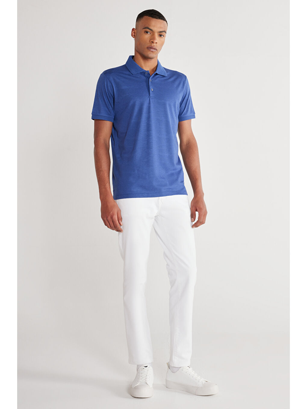 Erkek İndigo Slim Fit Dar Kesim Polo Yaka Jakarlı Kısa Kollu Tişört