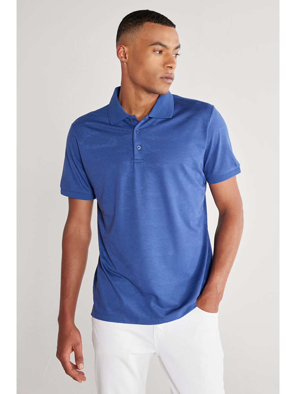 Erkek İndigo Slim Fit Dar Kesim Polo Yaka Jakarlı Kısa Kollu Tişört-3