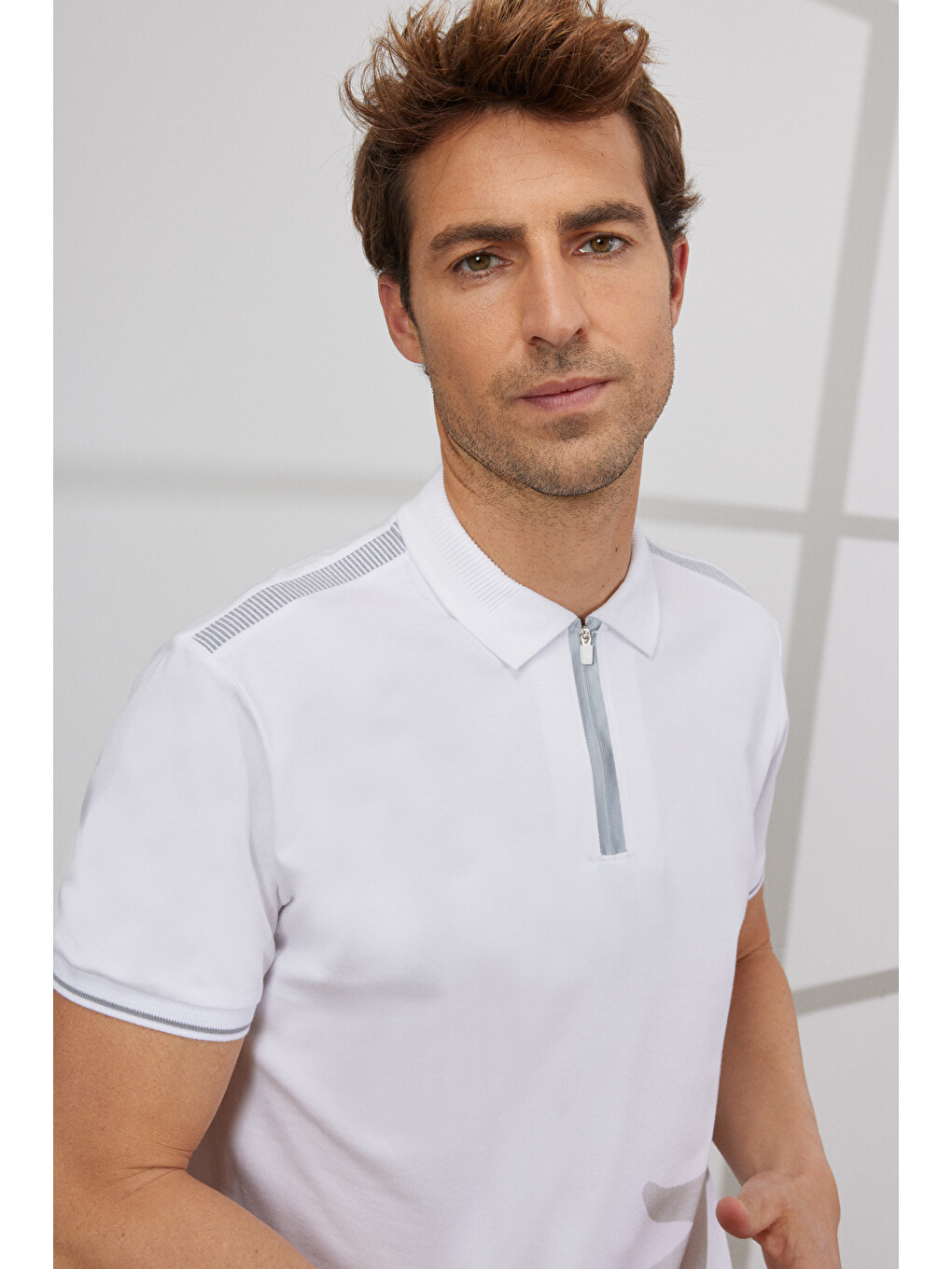 Erkek Beyaz Slim Fit Dar Kesim Polo Yaka Pamuklu Kısa Kollu Tişört-2