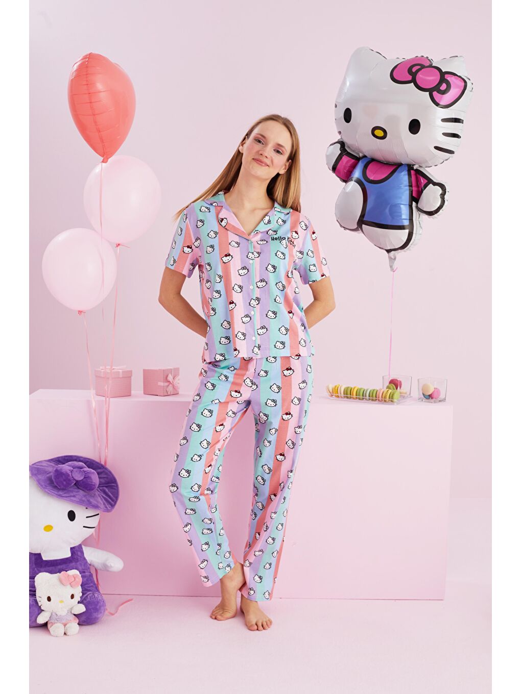 SİYAH İNCİ Karışık Hello Kitty Lisanslı %100 Pamuk Karışık Çok Renkli Bisklet Yaka Pijama Takım - 1