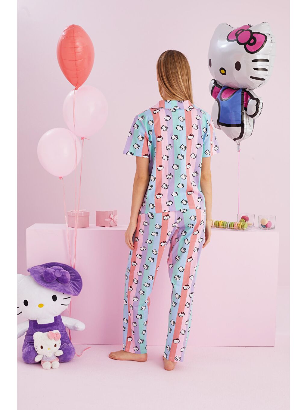 SİYAH İNCİ Karışık Hello Kitty Lisanslı %100 Pamuk Karışık Çok Renkli Bisklet Yaka Pijama Takım - 2