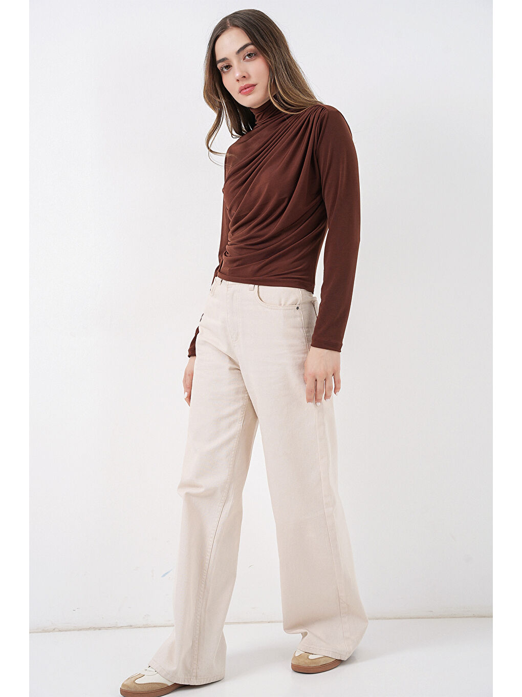 Kahverengi 925 Büzgü Detaylı Sandy Bluz - A.Kahve-1