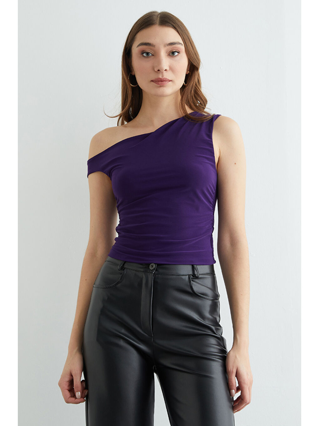 Mor Yanları Drapeli Tek Kol Bluz-1