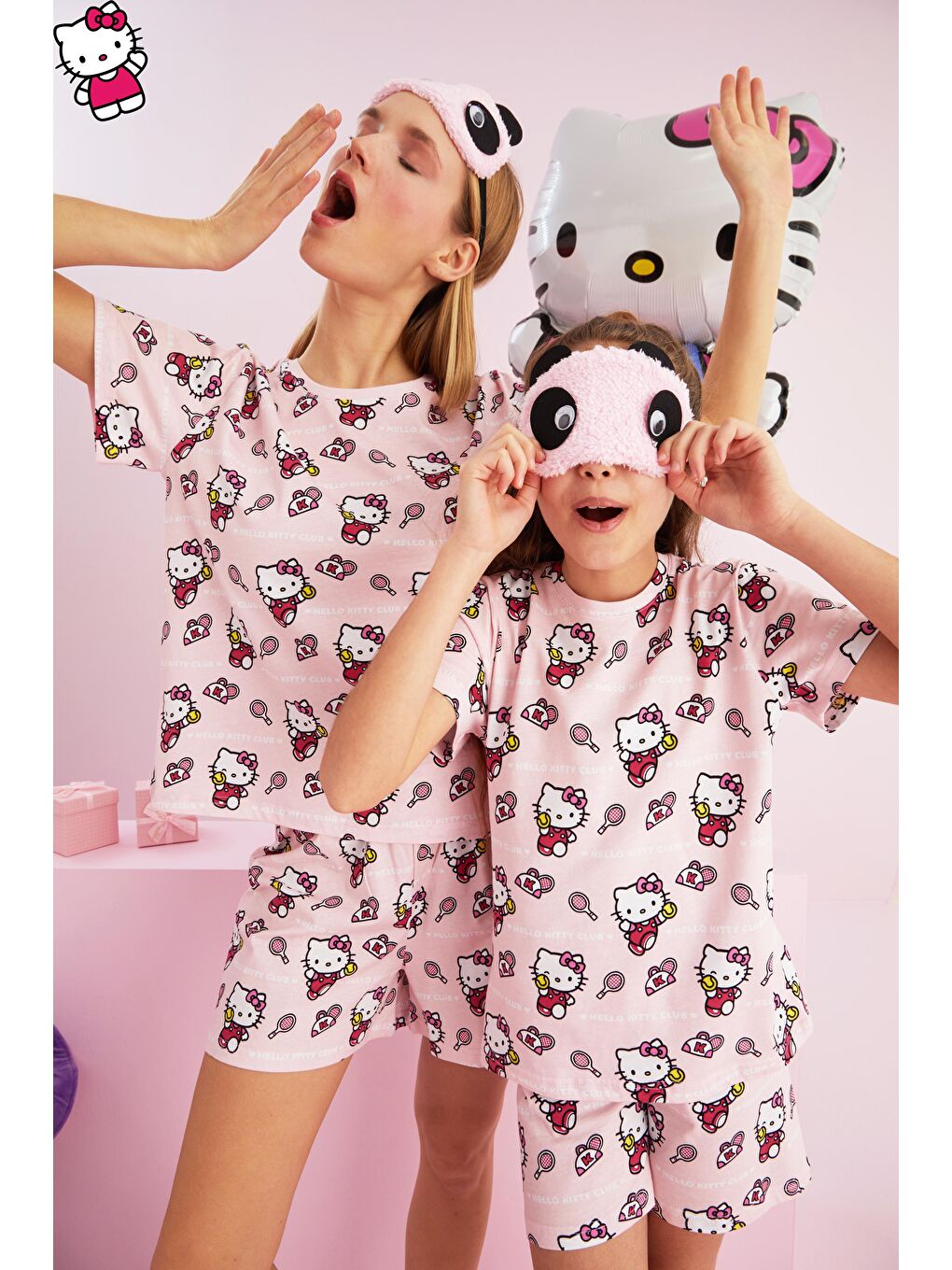 SİYAH İNCİ Pembe Hello Kitty Lisanslı %100 Pamuk Pembe Çok Renkli Bisklet Yaka Şort Pijama Takım