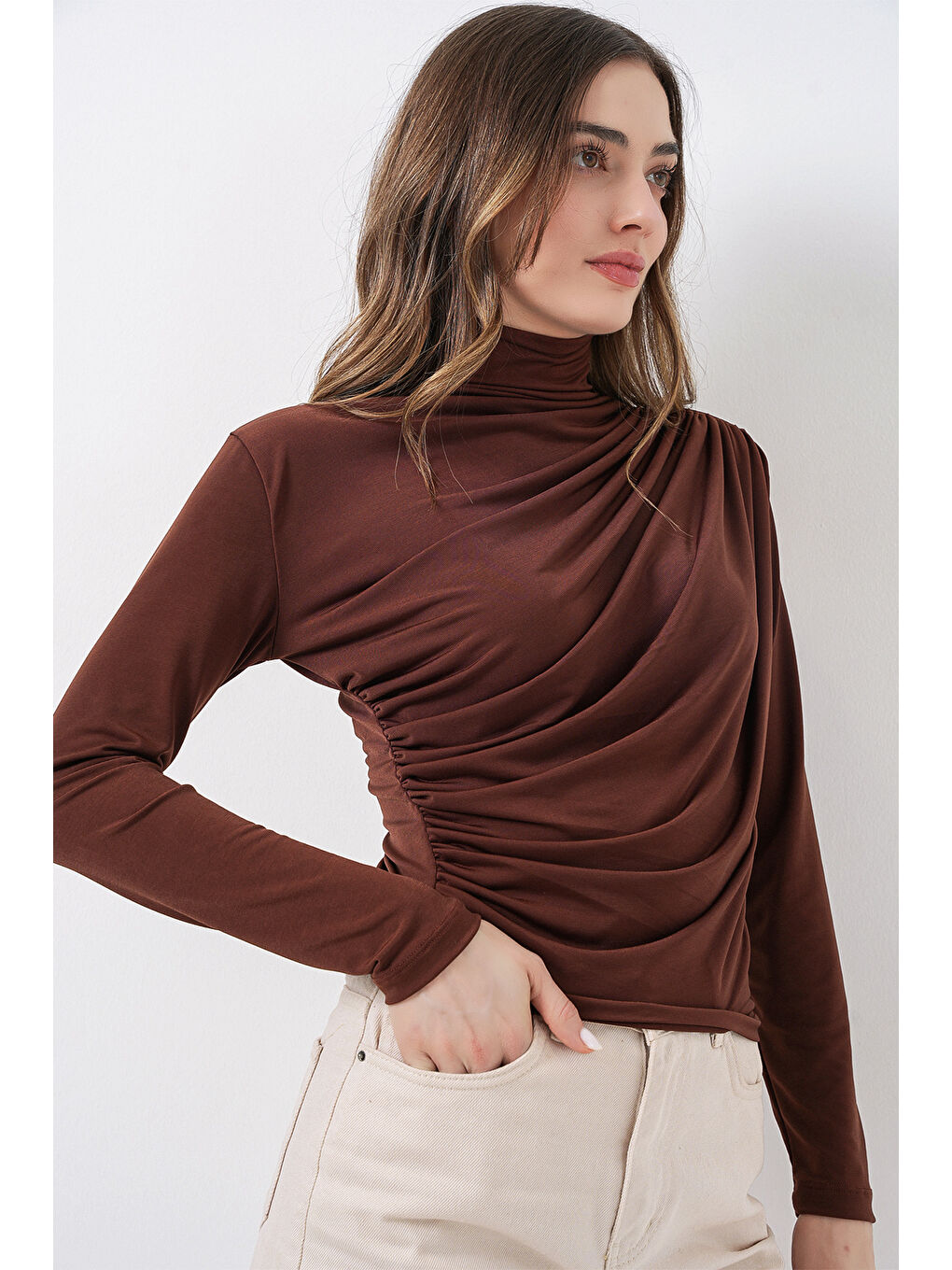 Kahverengi 925 Büzgü Detaylı Sandy Bluz - A.Kahve-4