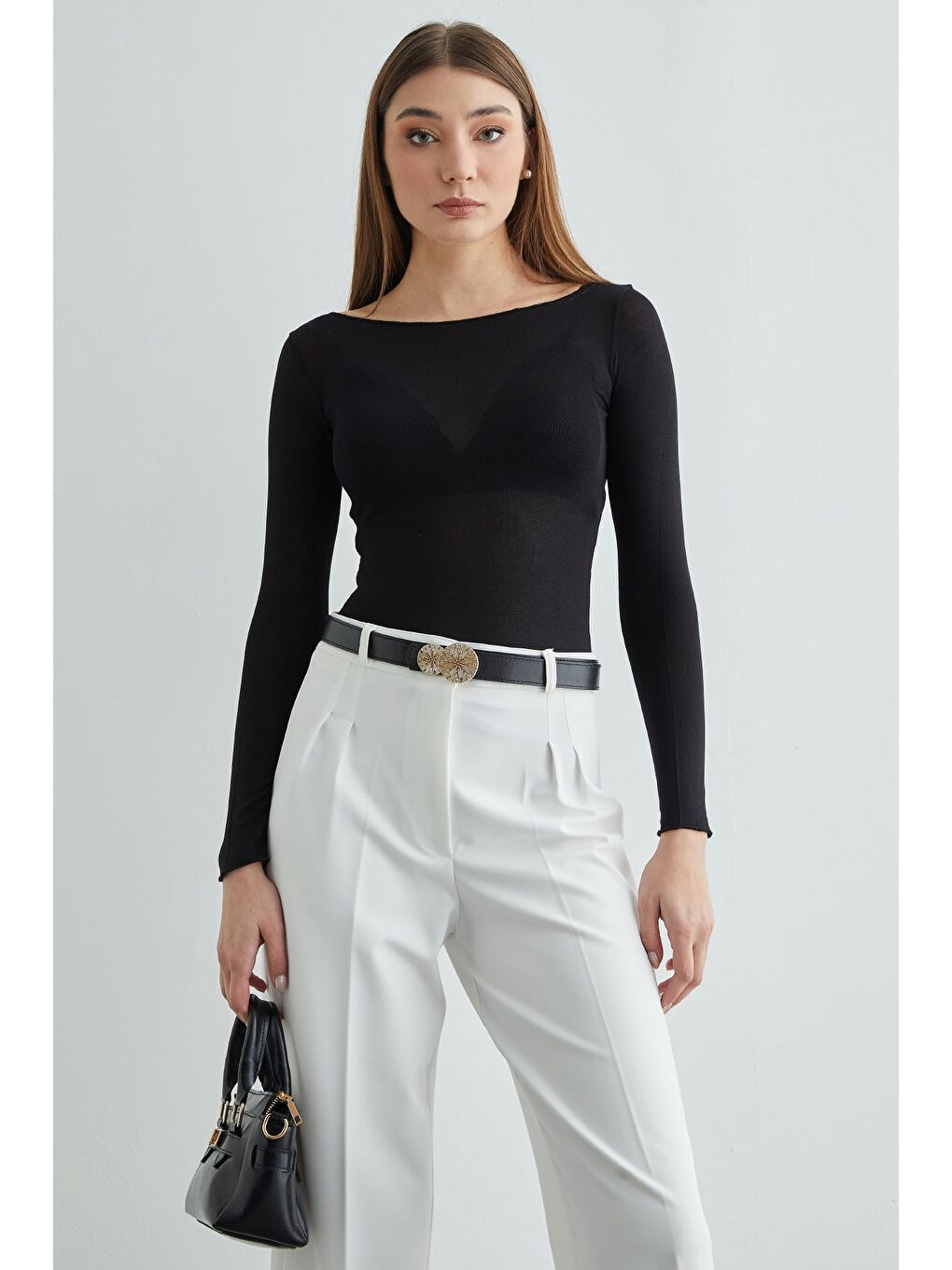 Siyah Kayık Yaka Transparan Bluz