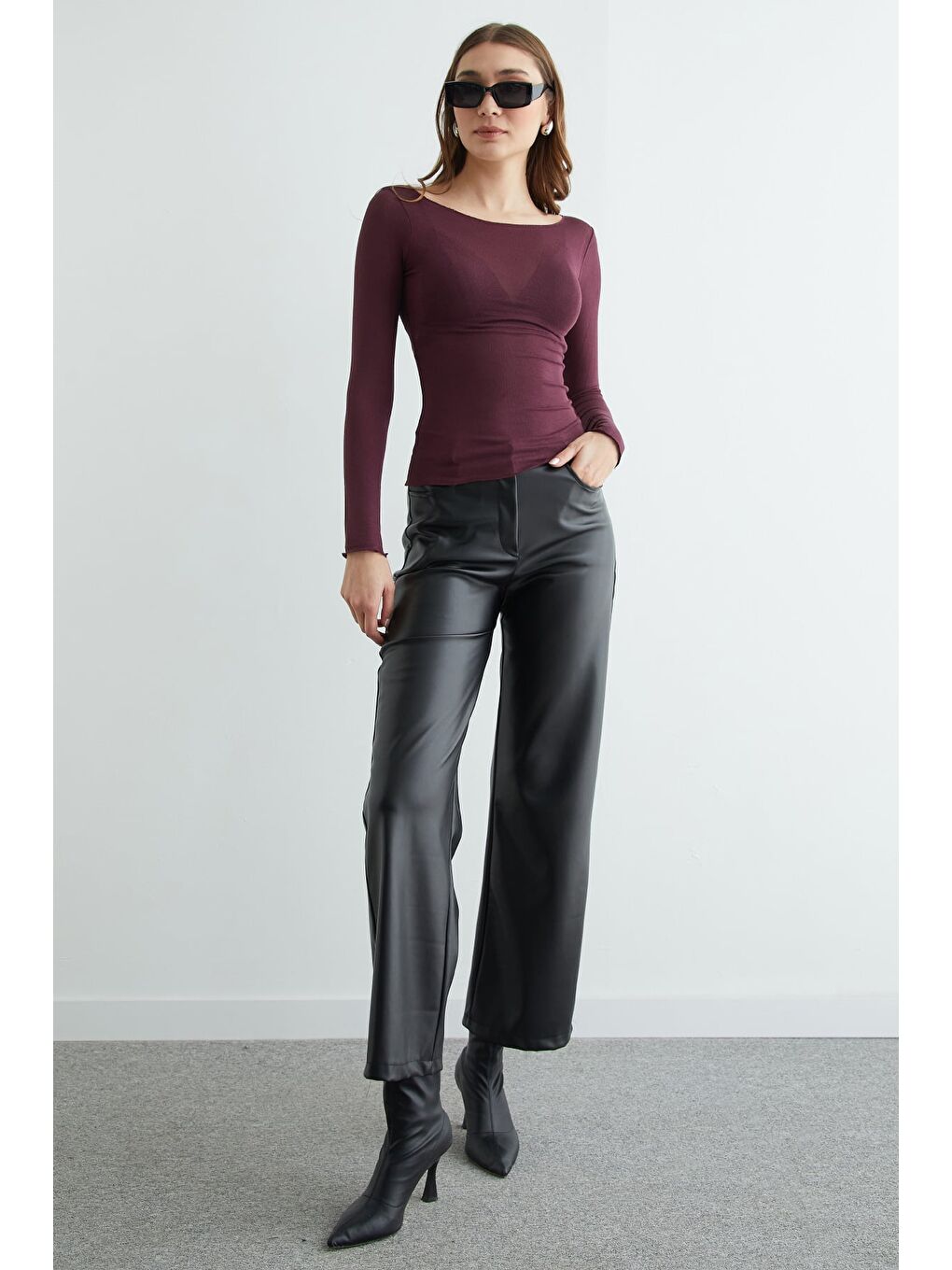 Mürdüm Kayık Yaka Transparan Bluz-2