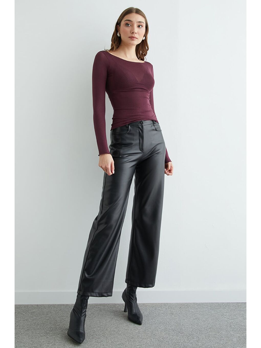 Mürdüm Kayık Yaka Transparan Bluz-4