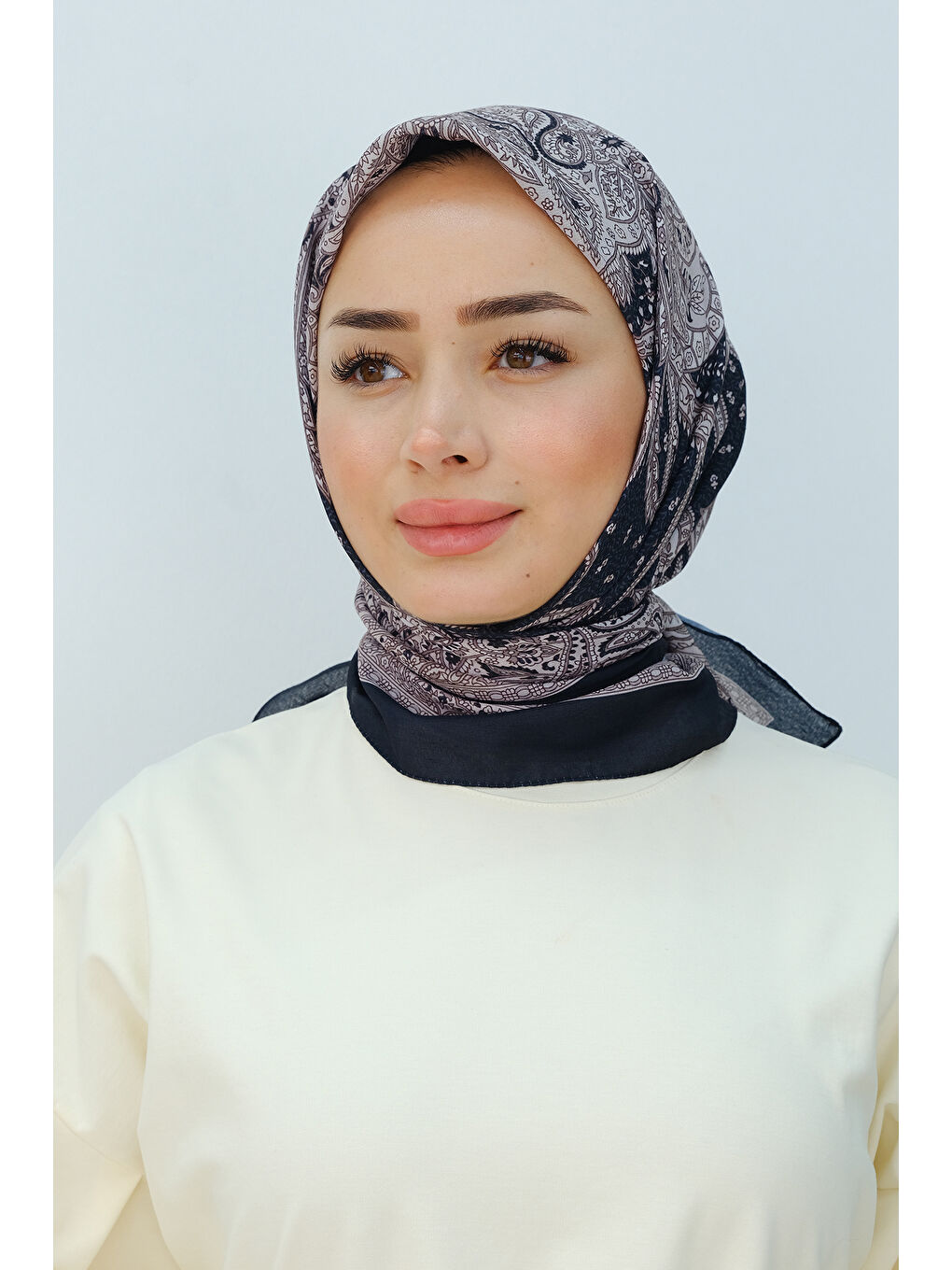 Pembe Etnik Desen Soft Eşarp Pudra-1