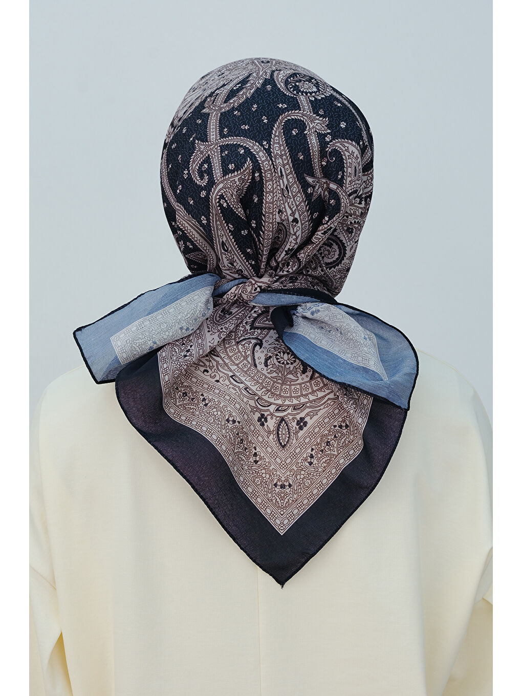 Pembe Etnik Desen Soft Eşarp Pudra-3