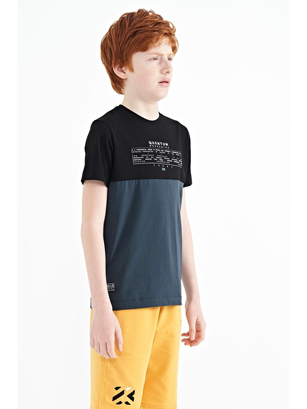 Orman Yeşili Yazı Baskılı Renk Bloklu Standart Kalıp O Yaka Erkek Çocuk Tişört - 11134-4