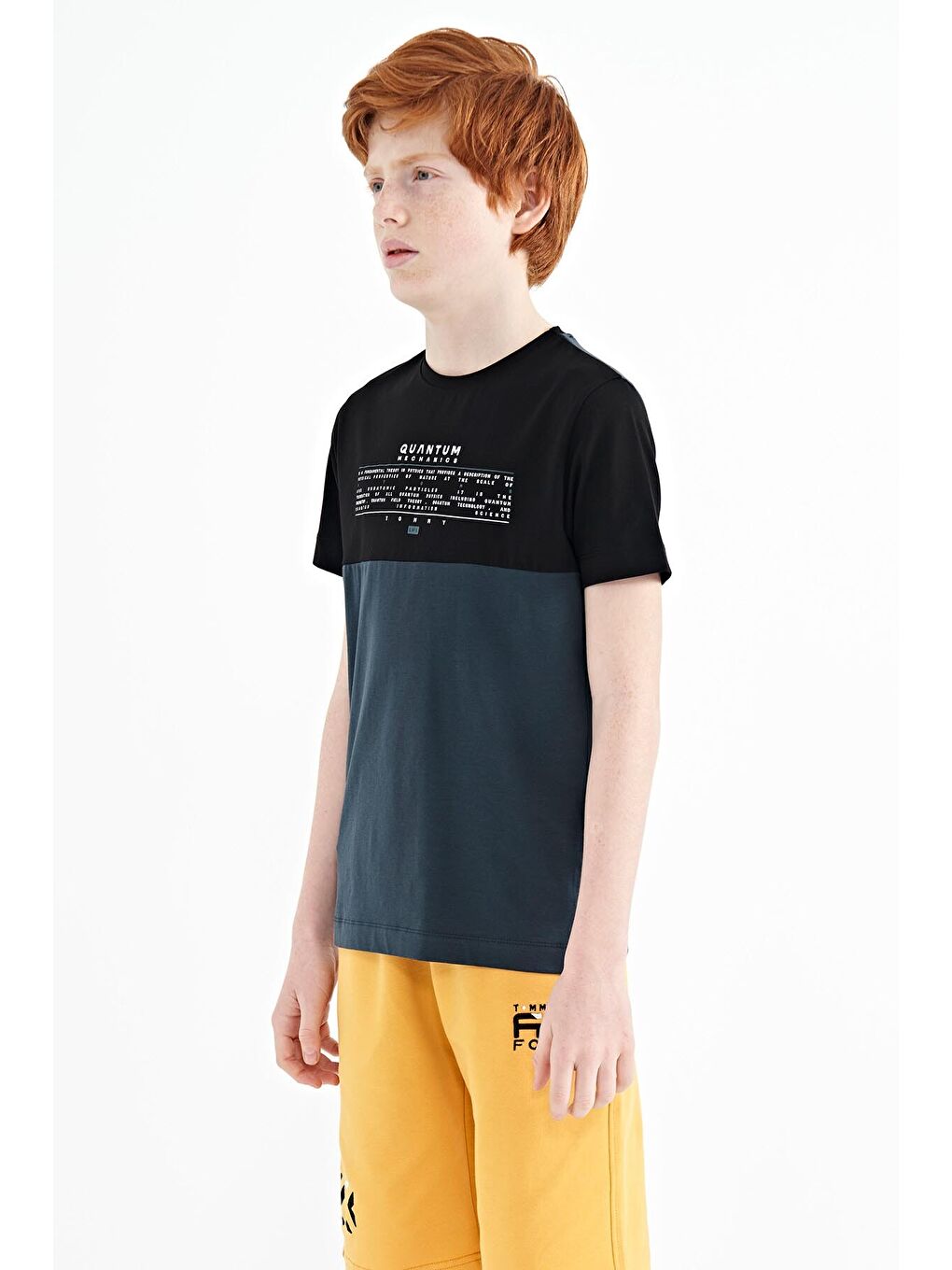 Orman Yeşili Yazı Baskılı Renk Bloklu Standart Kalıp O Yaka Erkek Çocuk Tişört - 11134-6