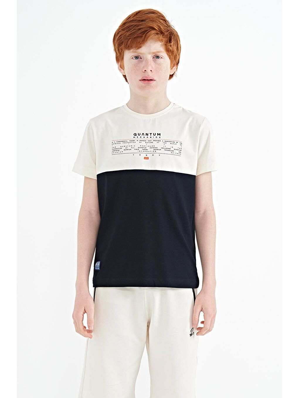 Lacivert Yazı Baskılı Renk Bloklu Standart Kalıp O Yaka Erkek Çocuk Tişört - 11134