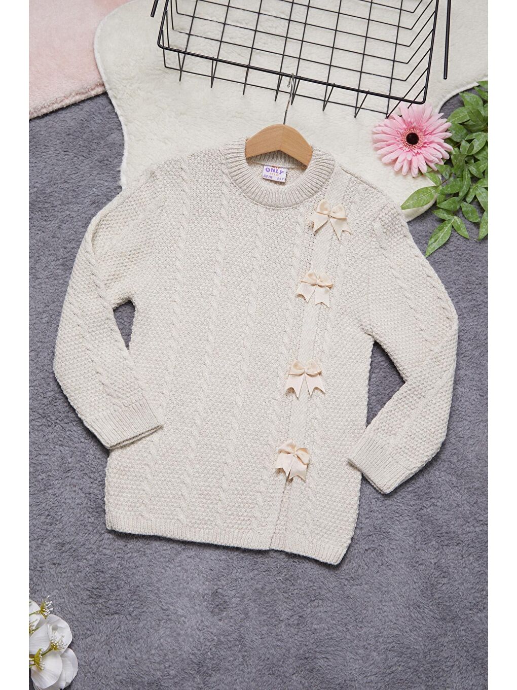 Ekru Kız Çocuk Fiyonklu Triko Kazak 14642