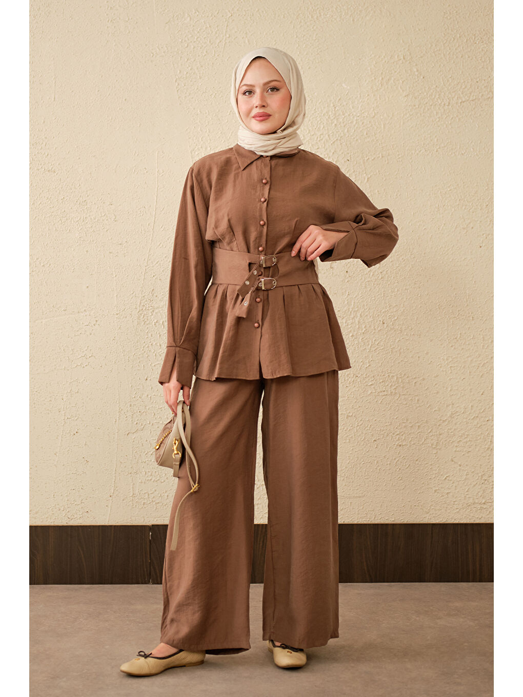 Kahverengi Kadın Beli Pile Detay İki Kemerli Gömlek Yaka Takım Açık Kahve