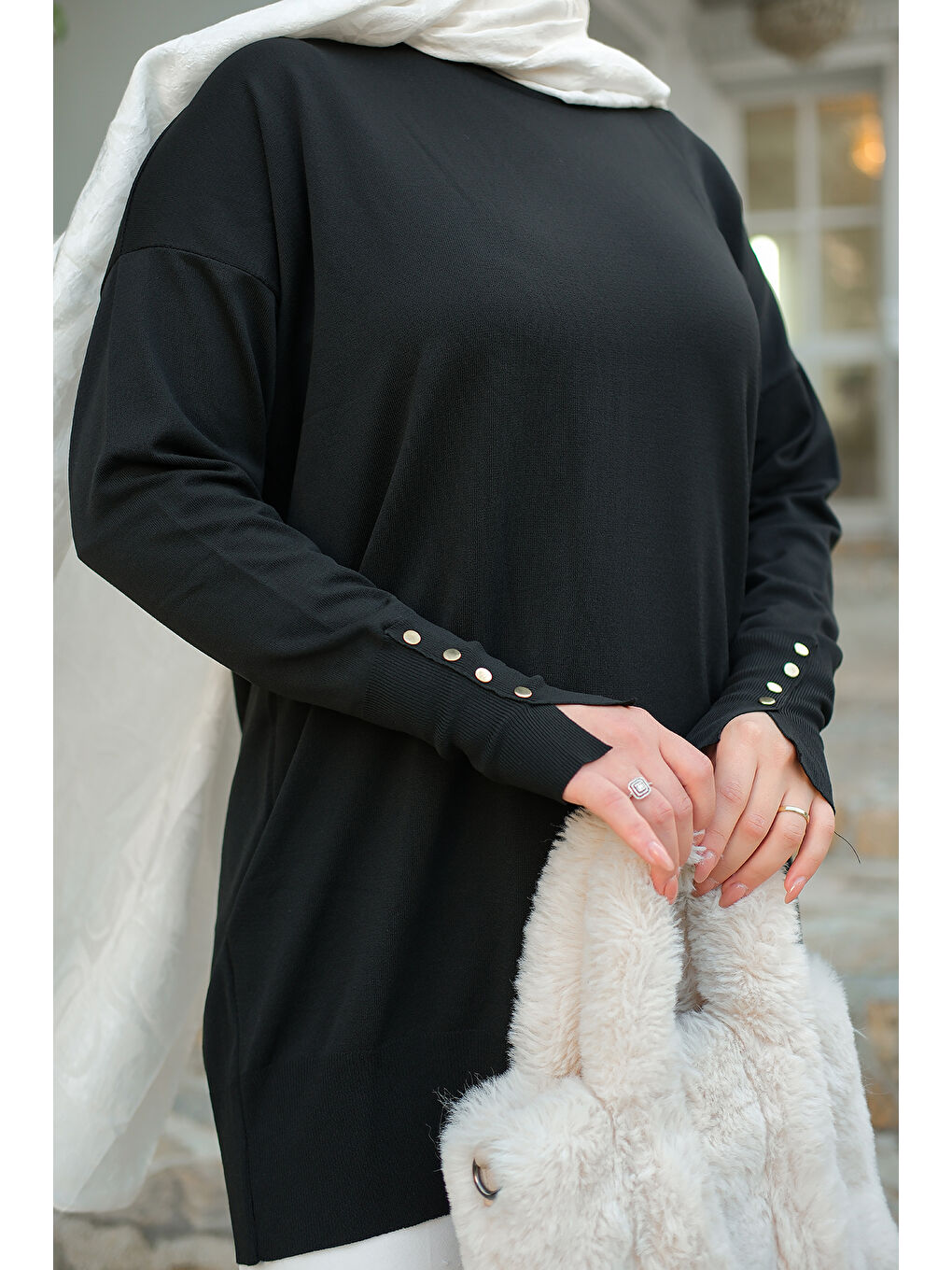 Kadın Bilek Gold Aksesuar Detay Tunik Siyah-4