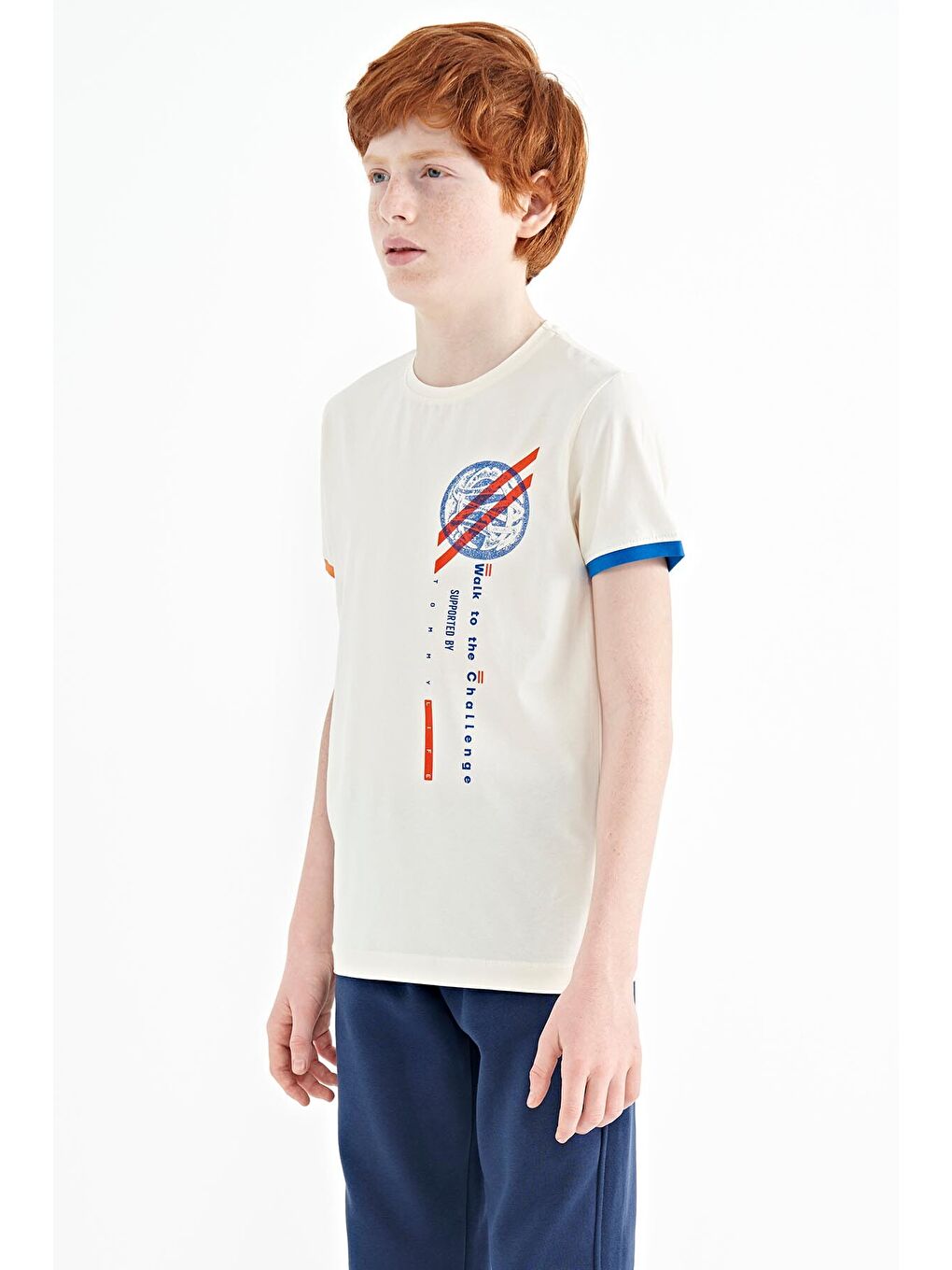 Ekru Baskı Detaylı O Yaka Standart Kalıp Erkek Çocuk Tişört - 11131-4