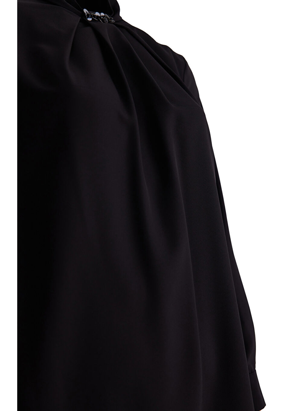 Siyah İşleme Detaylı Bluz-1
