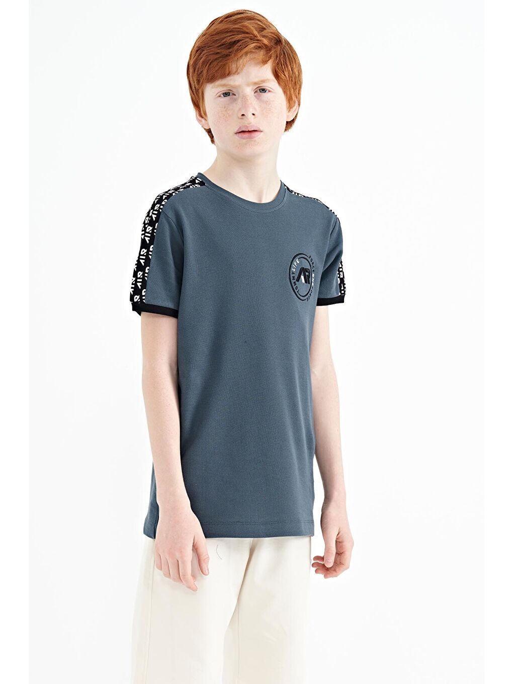 Orman Yeşili Omuz Baskı Detaylı Standart Kalıp O Yaka Erkek Çocuk Tişört - 11121-3