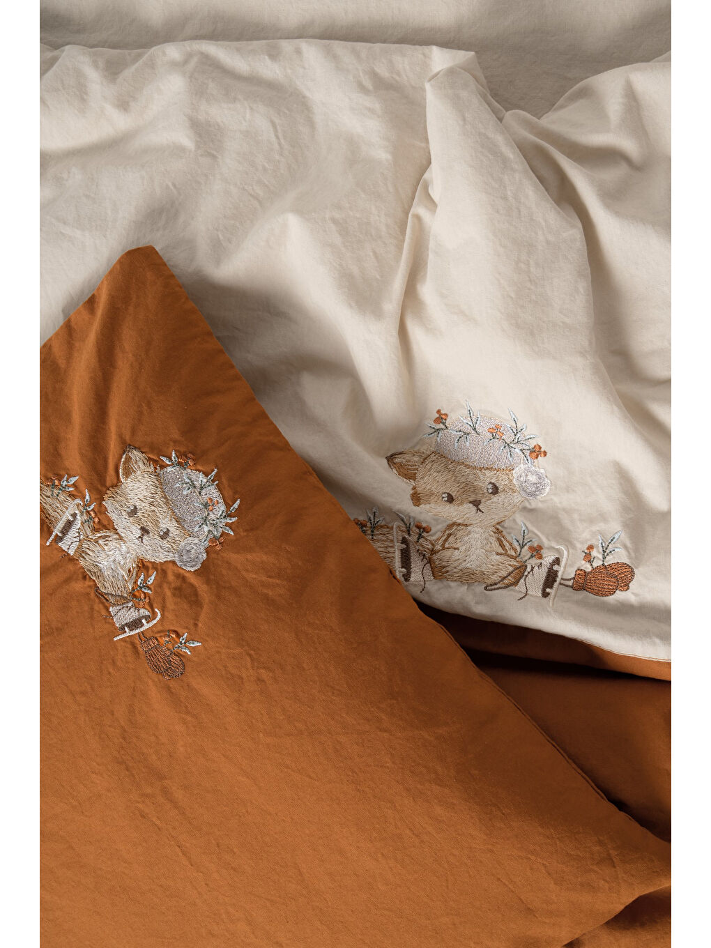 Karışık Pamuk Box Nakişli Bebek Nevresim Takimi Clever Bej-1