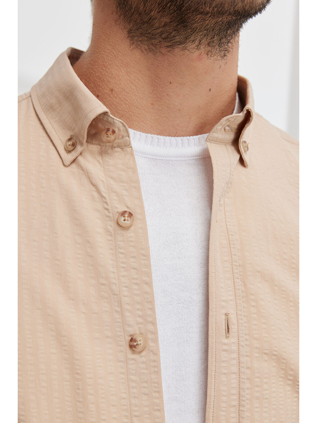 Erkek Bej Slim Fit Dar Kesim Düğmeli Yaka %100 Pamuk Gömlek-3