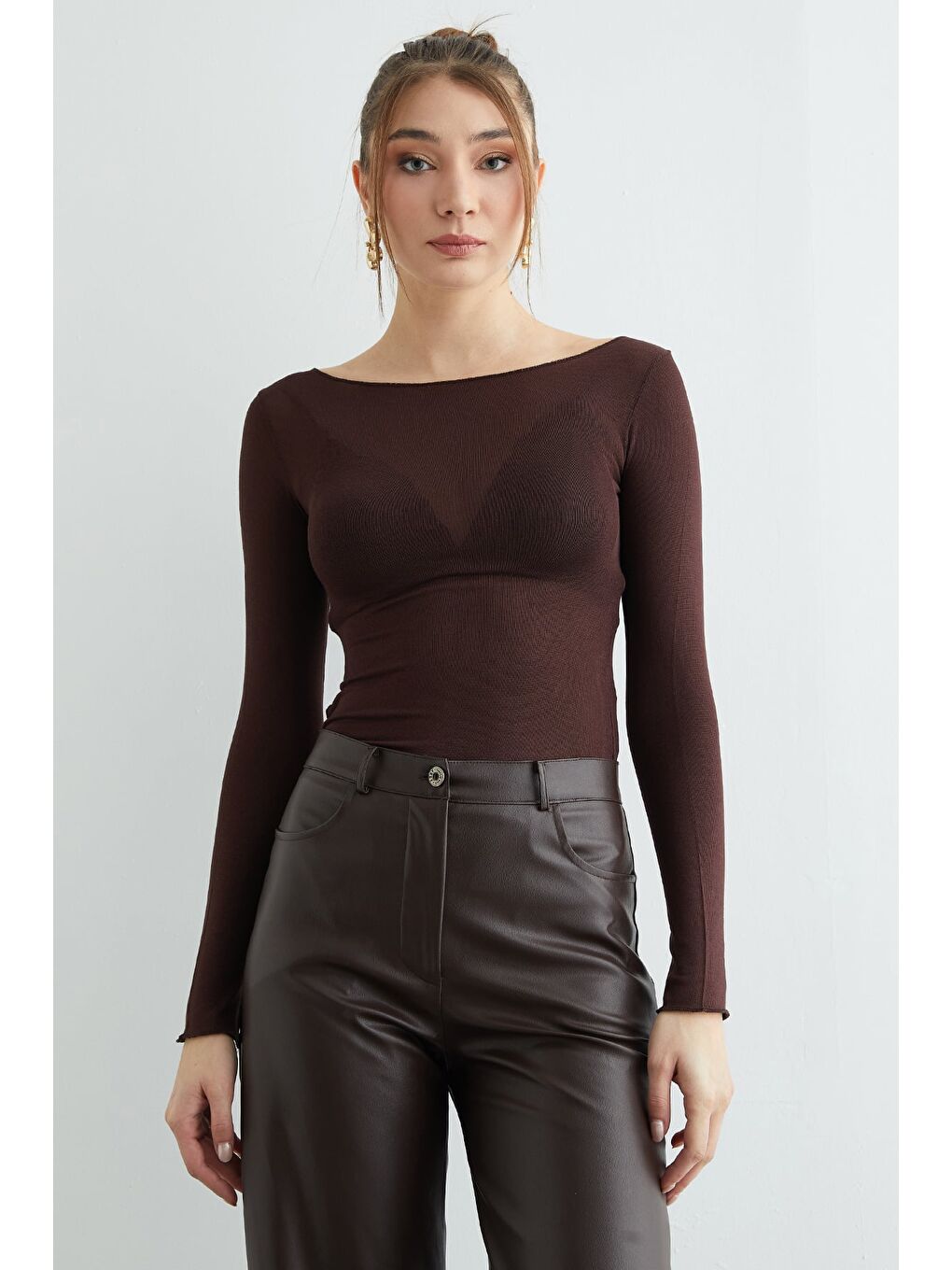 Kahverengi Kayık Yaka Transparan Bluz-2