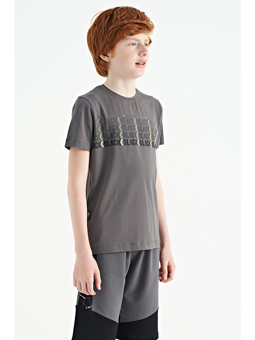 Koyu Gri Yazı Baskılı O Yaka Standart Kalıp Erkek Çocuk Tişört - 11149-2