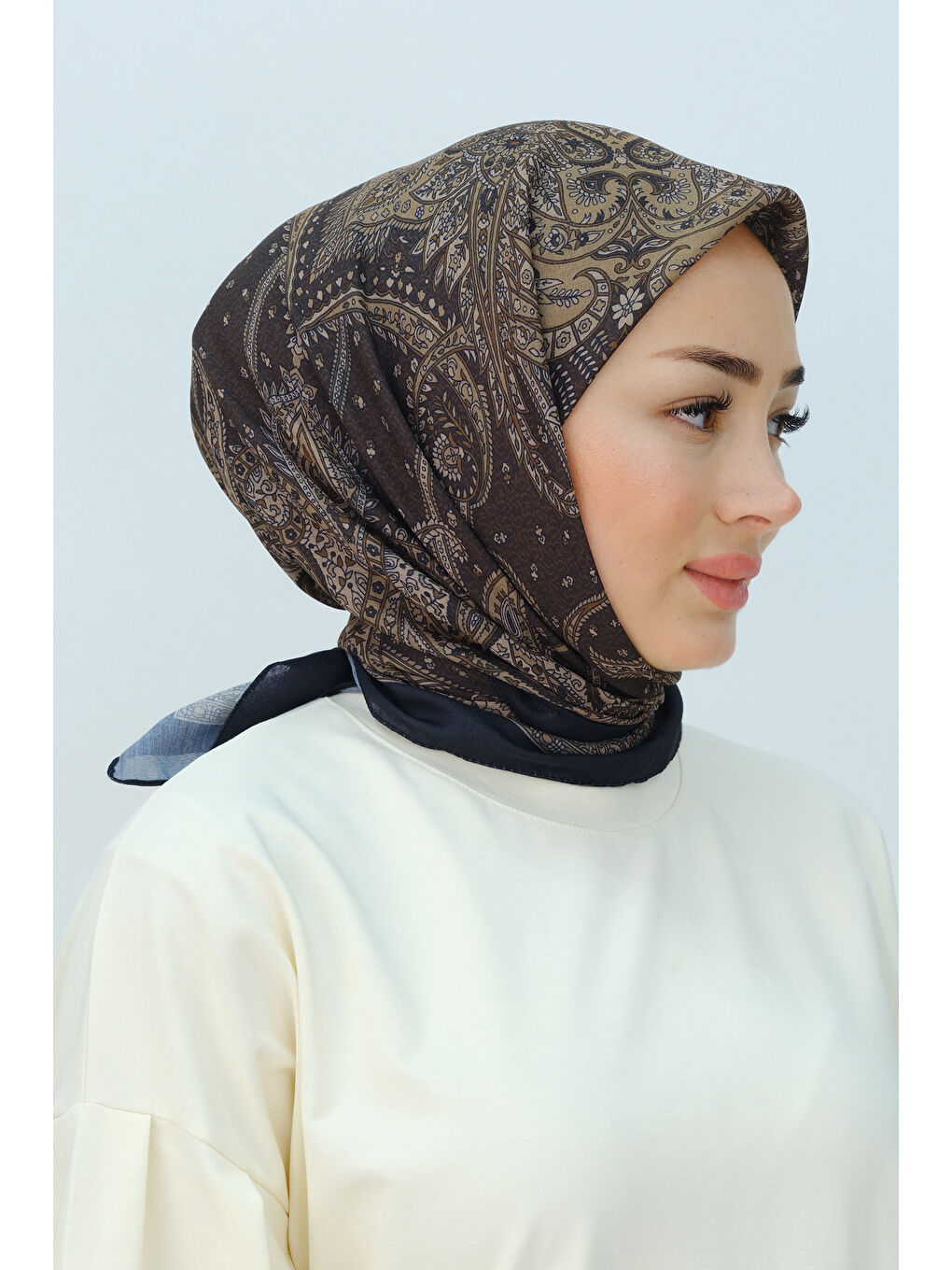 Kahverengi Etnik Desen Soft Eşarp Acı Kahve-2